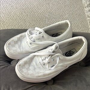 Vans White Canvas Sneakers Classic Low-Top